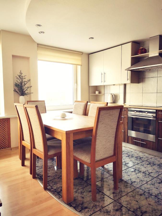 Amber Apartment Liepaja Bagian luar foto