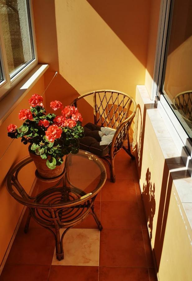 Amber Apartment Liepaja Bagian luar foto